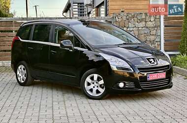 Микровэн Peugeot 5008 2012 в 