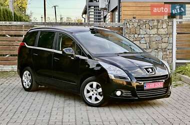 Микровэн Peugeot 5008 2012 в 