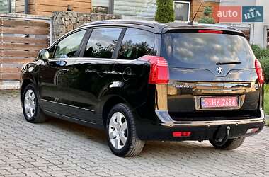 Микровэн Peugeot 5008 2012 в 