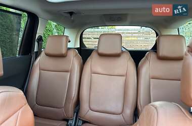 Микровэн Peugeot 5008 2012 в 