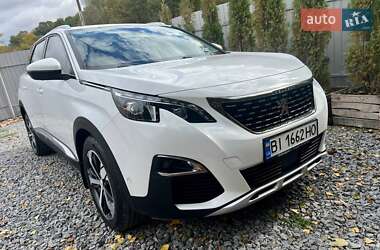 Внедорожник / Кроссовер Peugeot 5008 2017 в 
