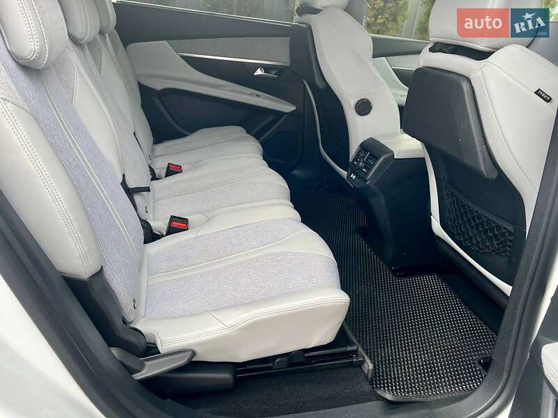 Позашляховик / Кросовер Peugeot 5008 2017 в Полтаві фото 70 Позашляховик / Кросовер Peugeot 5008 2017 в Полтаві