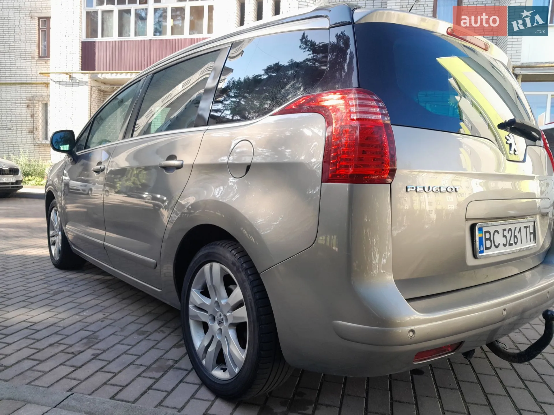 2010 Peugeot 5008 - мініатюра 2