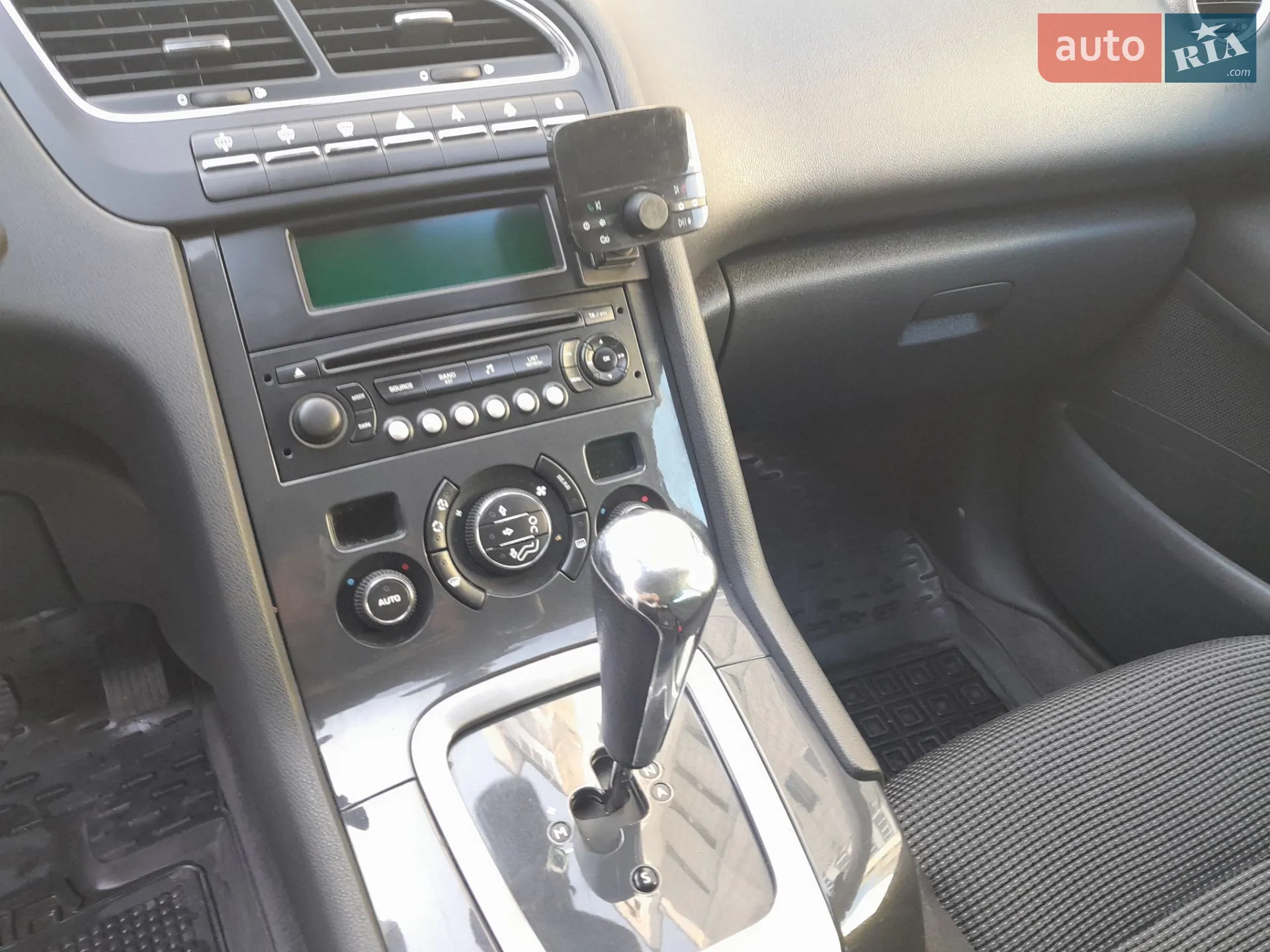 2010 Peugeot 5008 - мініатюра 5