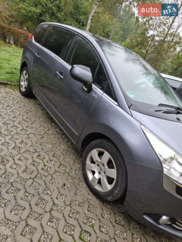 Микровэн Peugeot 5008 2011 в Львове фото 3 Микровэн Peugeot 5008 2011 в Львове