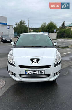 Микровэн Peugeot 5008 2011 в Житомире