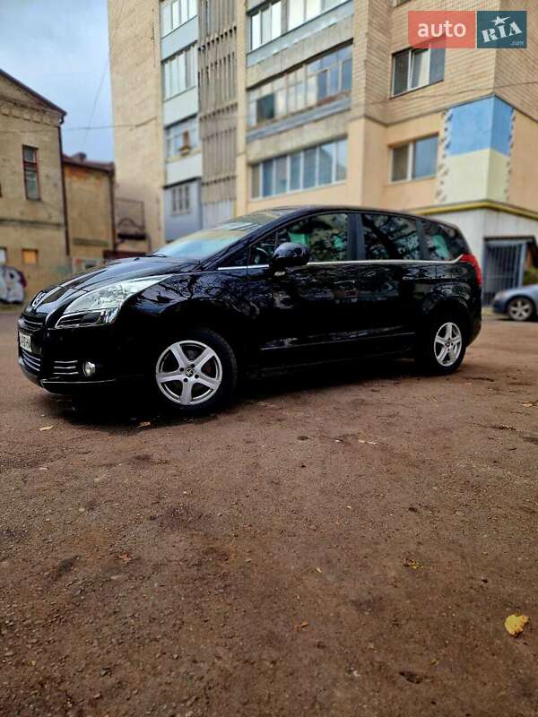 Peugeot 5008 2010
