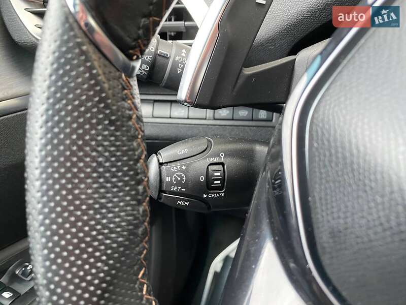 Позашляховик / Кросовер Peugeot 5008 2018 в Хмельницькому фото 24 Позашляховик / Кросовер Peugeot 5008 2018 в Хмельницькому