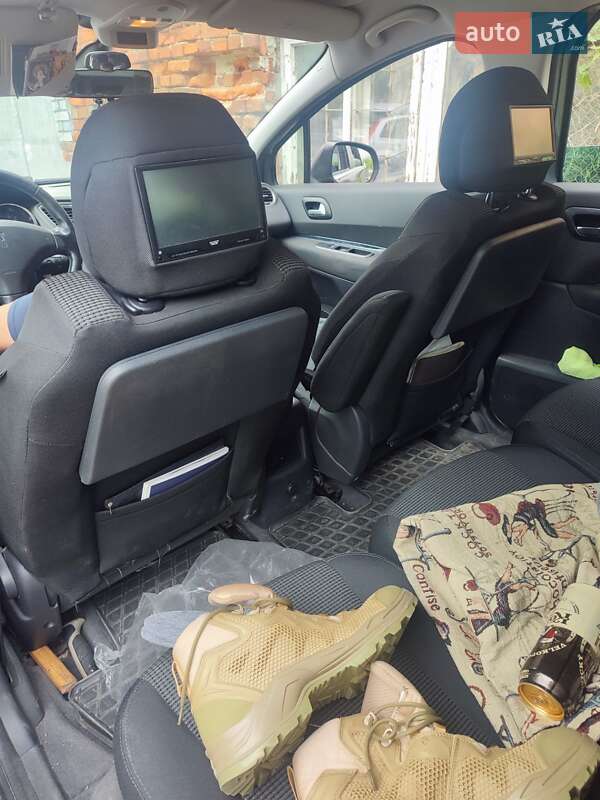 Микровэн Peugeot 5008 2010 в Львове фото 3 Микровэн Peugeot 5008 2010 в Львове