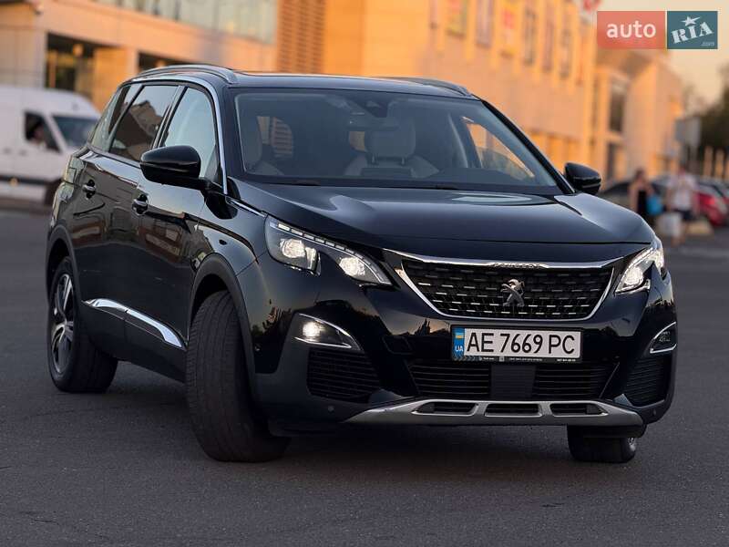 Внедорожник / Кроссовер Peugeot 5008 2017 в Кривом Роге фото 4 Внедорожник / Кроссовер Peugeot 5008 2017 в Кривом Роге