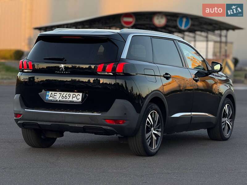 Внедорожник / Кроссовер Peugeot 5008 2017 в Кривом Роге фото 16 Внедорожник / Кроссовер Peugeot 5008 2017 в Кривом Роге