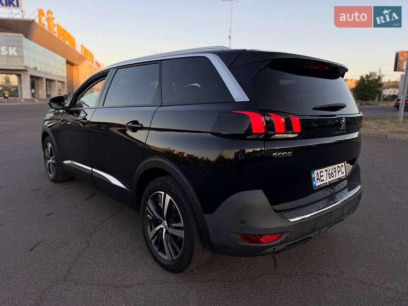 Внедорожник / Кроссовер Peugeot 5008 2017 в Кривом Роге фото 26 Внедорожник / Кроссовер Peugeot 5008 2017 в Кривом Роге