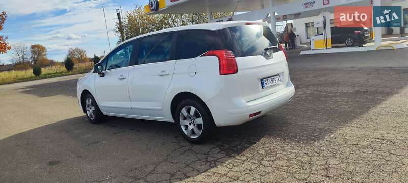 Мікровен Peugeot 5008 2014 в Коломиї