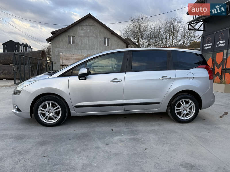 Микровэн Peugeot 5008 2010 в Теребовле