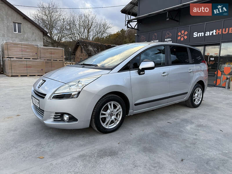 Микровэн Peugeot 5008 2010 в Теребовле