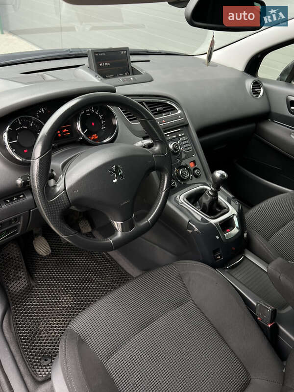Микровэн Peugeot 5008 2011 в Сарнах фото 16 Микровэн Peugeot 5008 2011 в Сарнах
