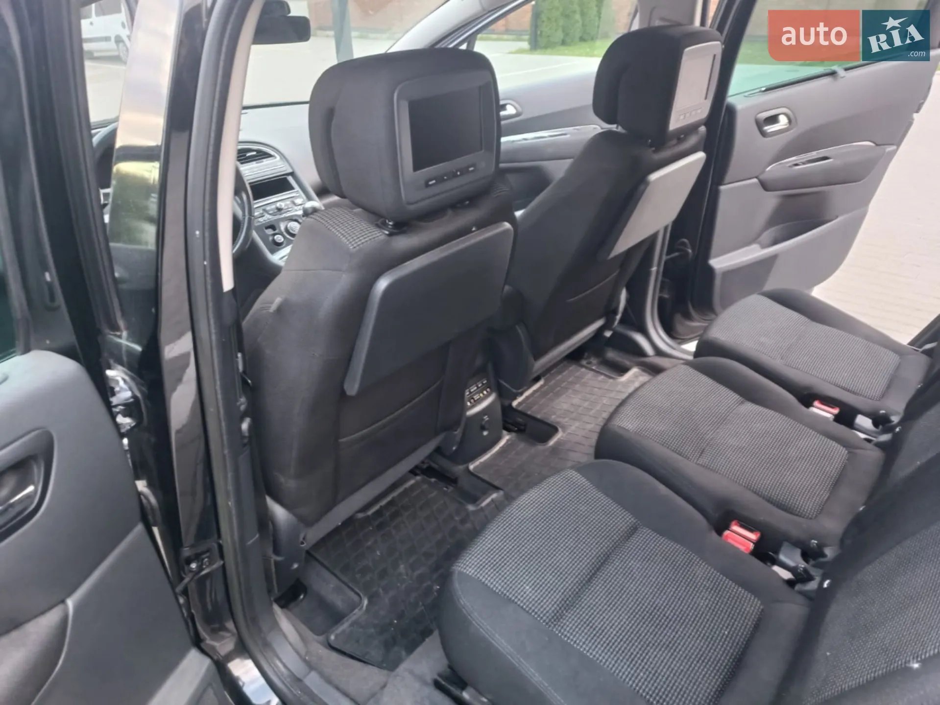 2011 Peugeot 5008 - мініатюра 31