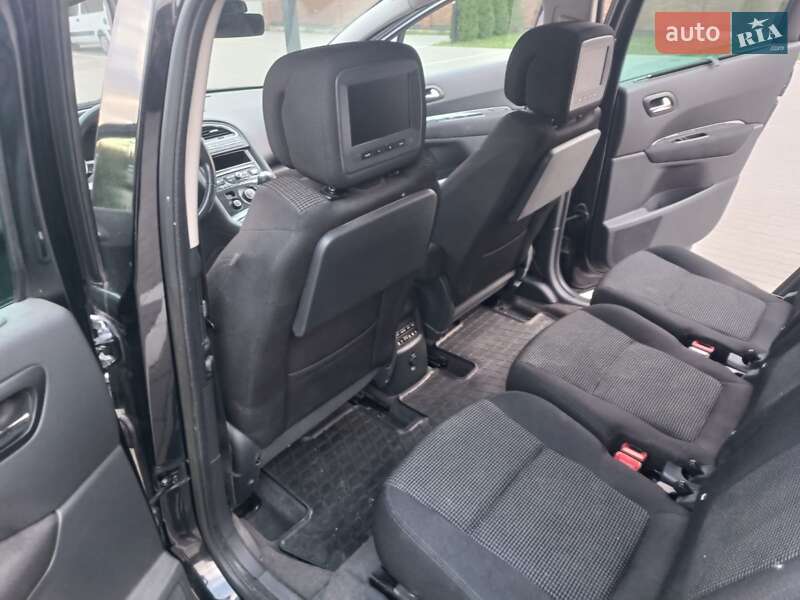 Микровэн Peugeot 5008 2011 в Виннице фото 31 Микровэн Peugeot 5008 2011 в Виннице