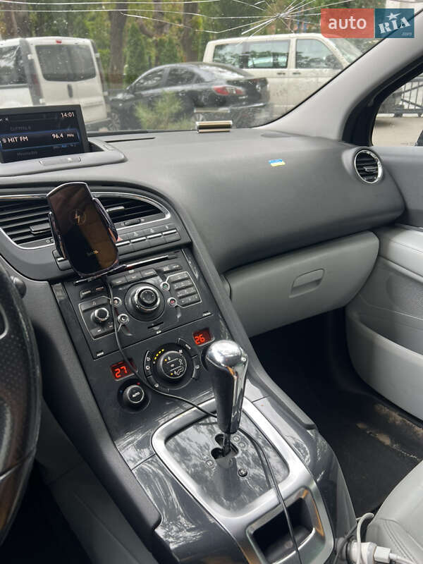 Микровэн Peugeot 5008 2009 в Киеве фото 7 Микровэн Peugeot 5008 2009 в Киеве