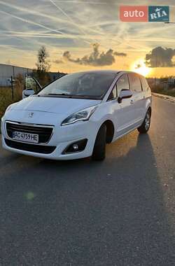 Мікровен Peugeot 5008 2016 в Ковелі