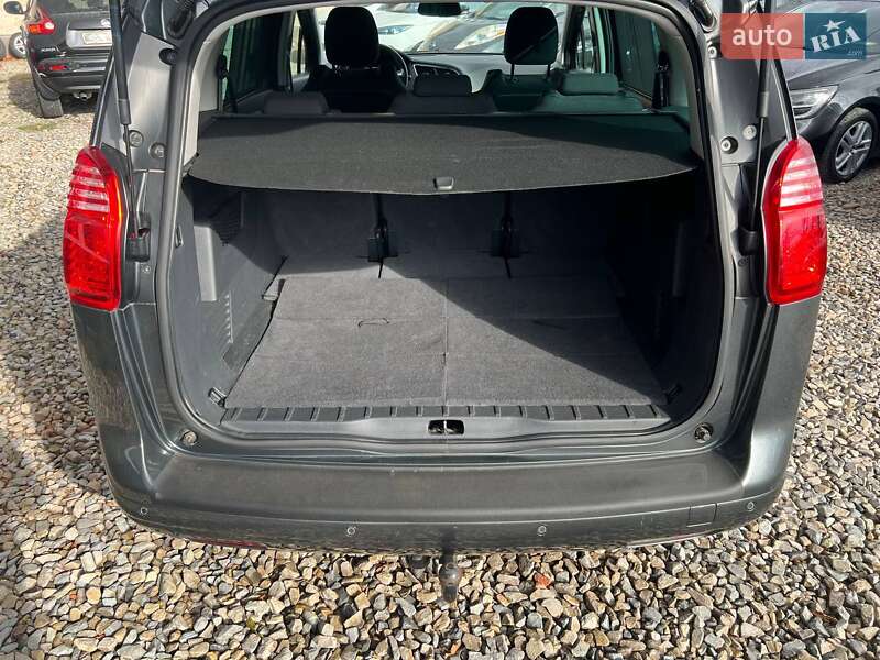 Микровэн Peugeot 5008 2015 в Коломые