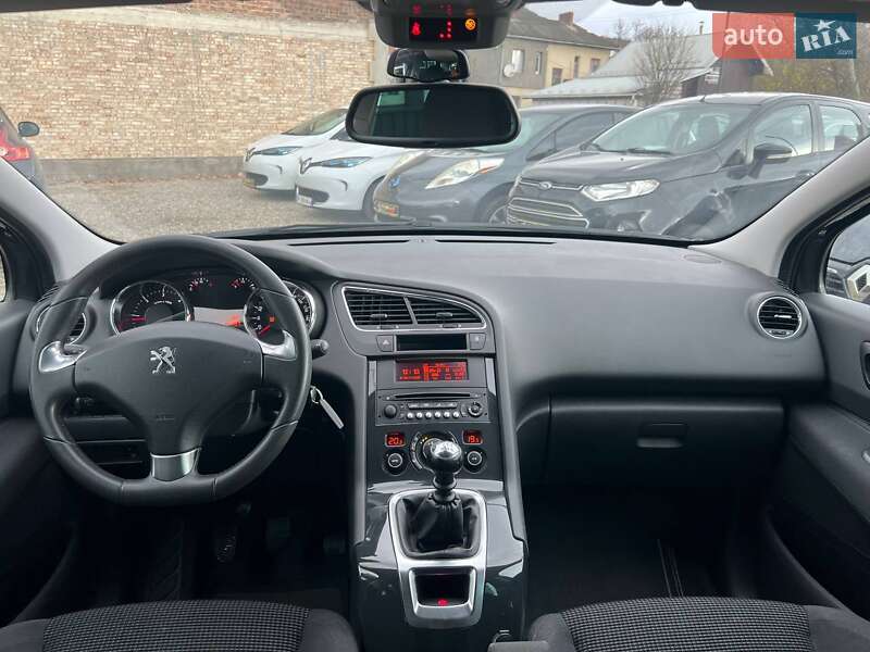 Микровэн Peugeot 5008 2015 в Коломые