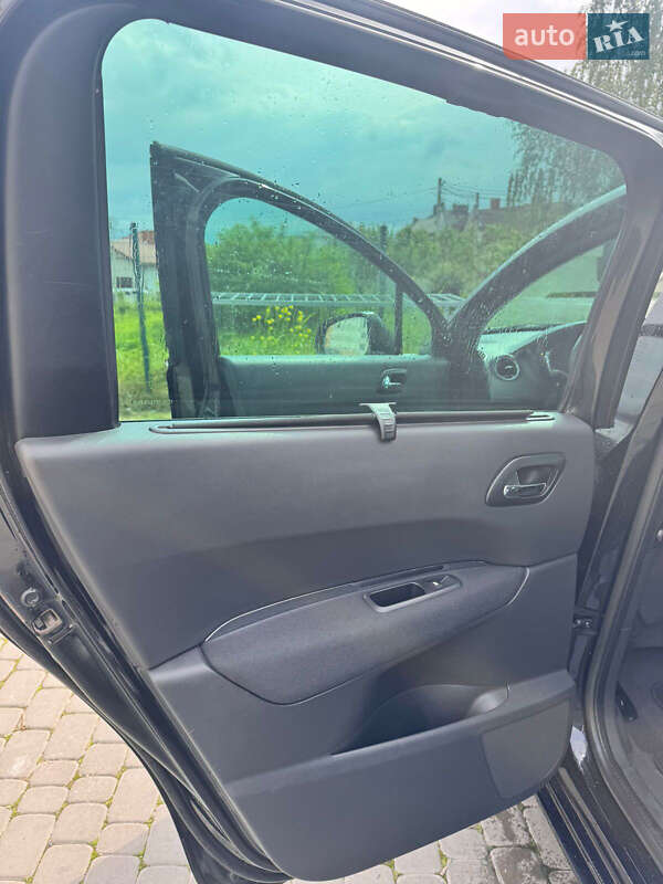 Микровэн Peugeot 5008 2012 в Ивано-Франковске фото 11 Микровэн Peugeot 5008 2012 в Ивано-Франковске