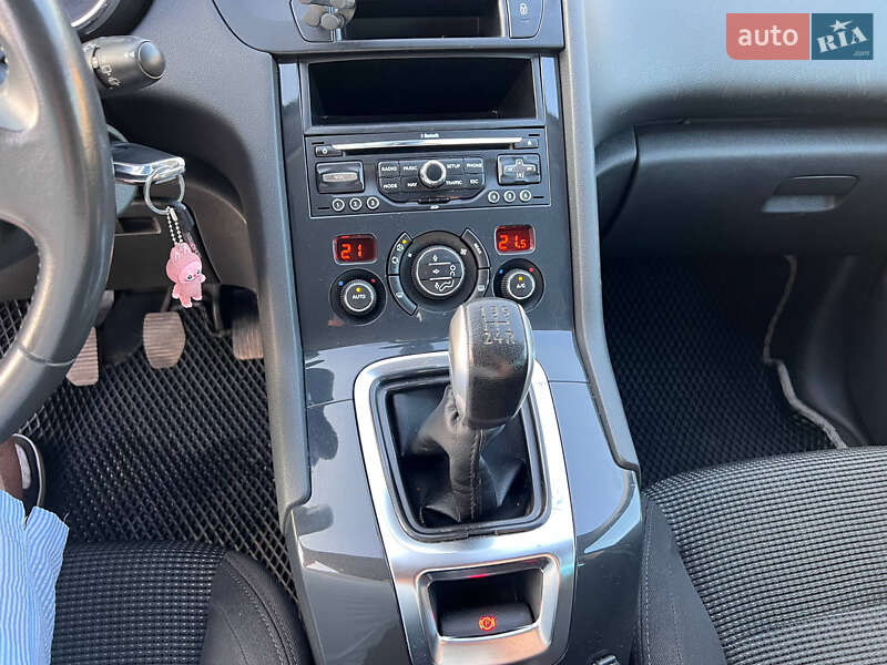 Микровэн Peugeot 5008 2011 в Радивилове фото 13 Микровэн Peugeot 5008 2011 в Радивилове