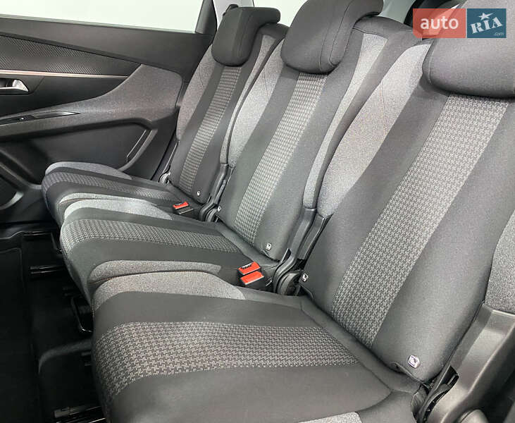 Внедорожник / Кроссовер Peugeot 5008 2020 в Львове фото 11 Внедорожник / Кроссовер Peugeot 5008 2020 в Львове