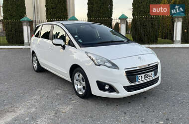 Микровэн Peugeot 5008 2015 в Дубно
