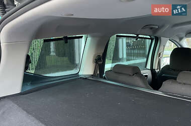 Микровэн Peugeot 5008 2015 в Дубно