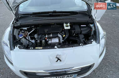 Микровэн Peugeot 5008 2015 в Дубно