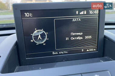 Микровэн Peugeot 5008 2015 в Дубно