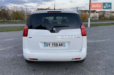 Микровэн Peugeot 5008 2015 в Дубно