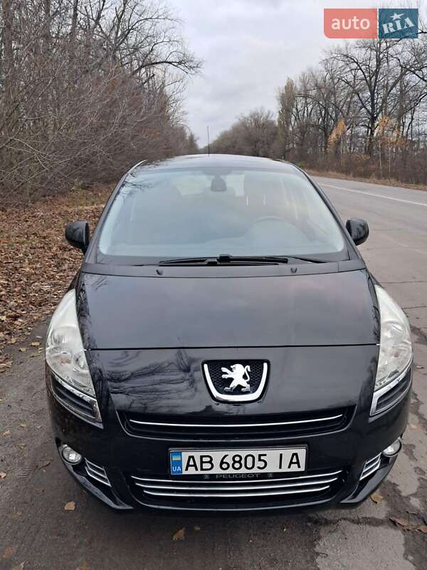 Мікровен Peugeot 5008 2011 в Козятині
