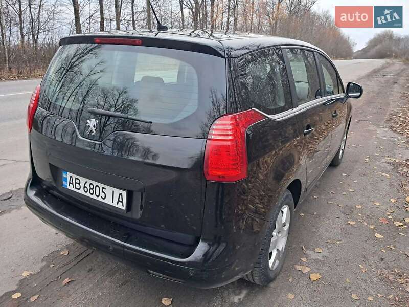 Мікровен Peugeot 5008 2011 в Козятині
