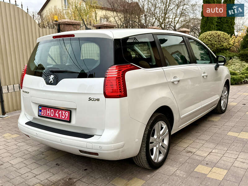 Микровэн Peugeot 5008 2012 в Тернополе