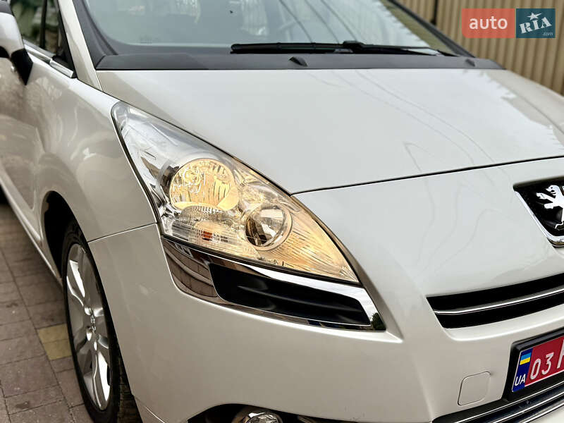 Микровэн Peugeot 5008 2012 в Тернополе