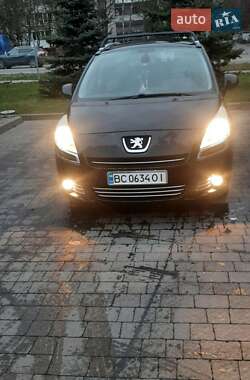 Микровэн Peugeot 5008 2013 в Львове