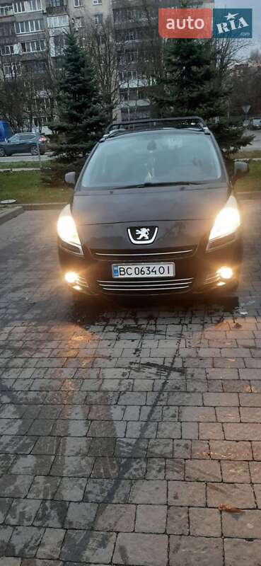 Микровэн Peugeot 5008 2013 в Львове фото Микровэн Peugeot 5008 2013 в Львове