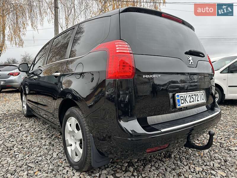 Микровэн Peugeot 5008 2010 в Смеле