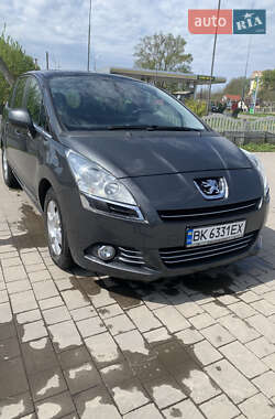 Мікровен Peugeot 5008 2010 в Рівному