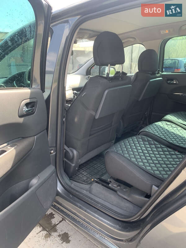 Микровэн Peugeot 5008 2010 в Ровно фото 9 Микровэн Peugeot 5008 2010 в Ровно