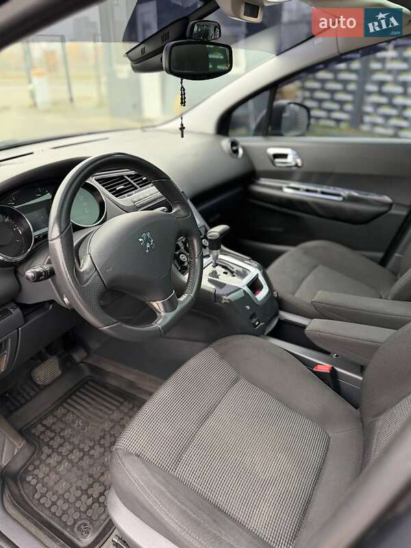 Микровэн Peugeot 5008 2010 в Киеве фото 5 Микровэн Peugeot 5008 2010 в Киеве