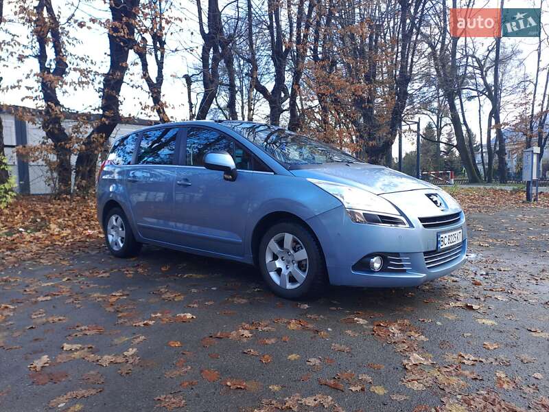 Микровэн Peugeot 5008 2010 в Львове фото Микровэн Peugeot 5008 2010 в Львове