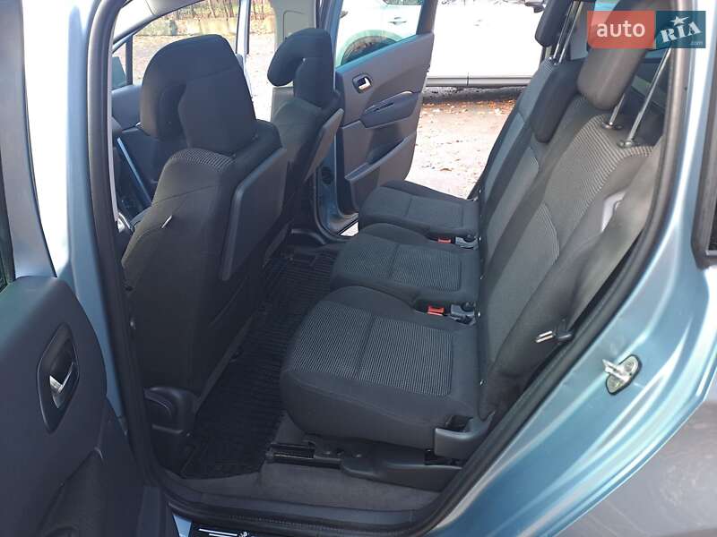 Микровэн Peugeot 5008 2010 в Львове фото 14 Микровэн Peugeot 5008 2010 в Львове