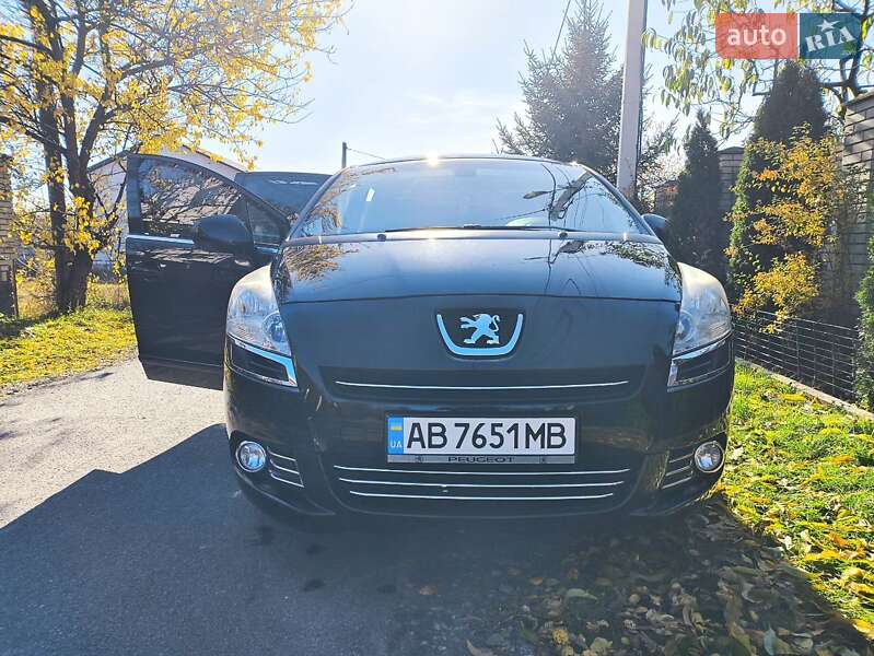 Микровэн Peugeot 5008 2009 в Виннице