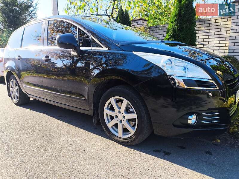 Микровэн Peugeot 5008 2009 в Виннице