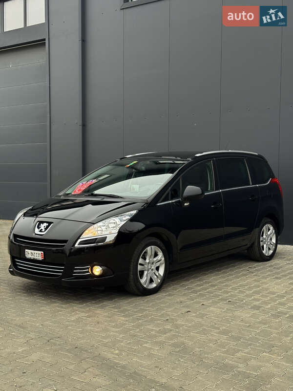 Микровэн Peugeot 5008 2011 в Луцке