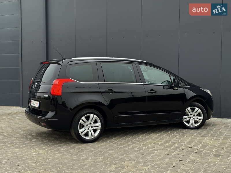 Микровэн Peugeot 5008 2011 в Луцке